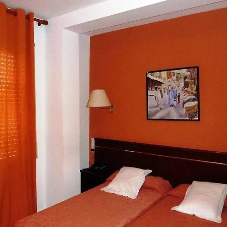 San Martin Hotel 2*