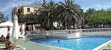 San Martin Hotel 2*